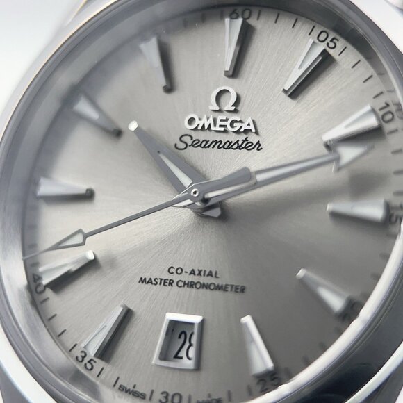 Omega Seamaster Steel Brown Dial 38mm Automatic Mens Watch 220.10.38.20.09.001 - Picture 2 of 9